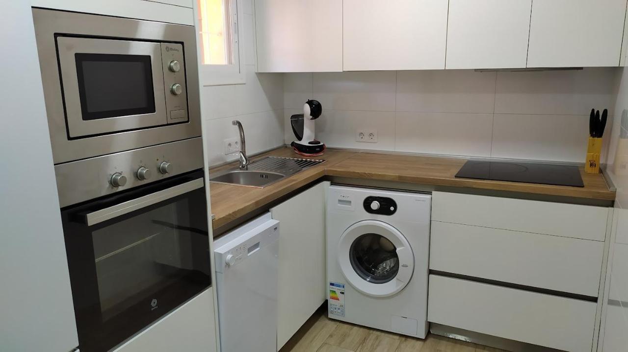 Coqueto apartamento con terraza en la playa Roquetas de Mar Exterior foto